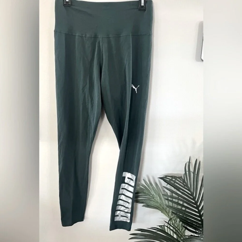 PUMA Women's Logo Leggings green Medium